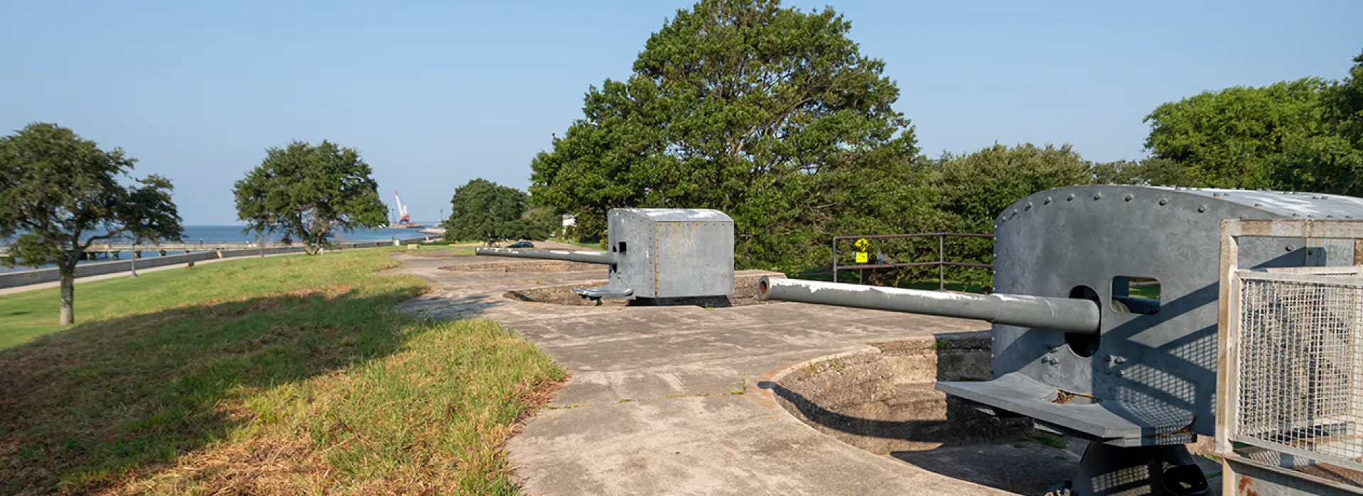 Surrounding Fort Monroe canons